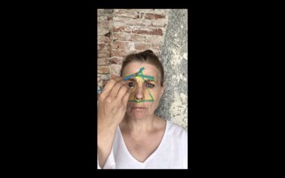 ESSERE SCOMODI - A Video Art Artwork by CHIARA DI SALVO & ANTONELLA GERBI